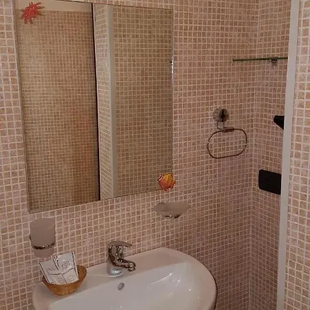 Nocleg ze śniadaniem Santa Lucia 3*