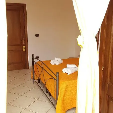 Santa Lucia Nocleg ze śniadaniem 3*